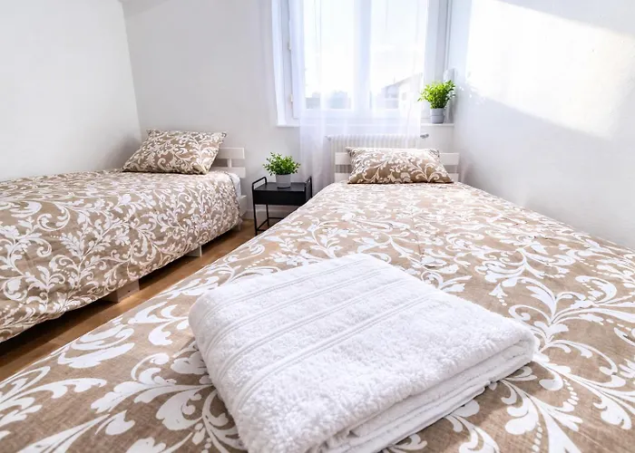 Emeraude Du Centre Confort Et Elegance Апартаменты *